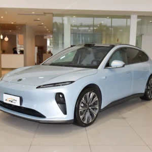 NIO ET5T left front face