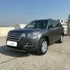 Changan CS95 sa kaliwa sa harap