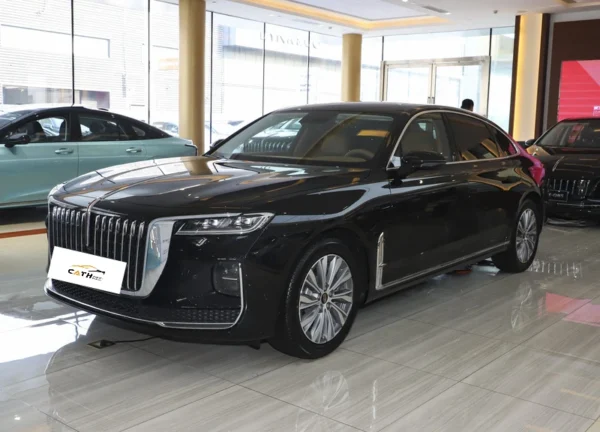 Hongqi H9 avant gauche