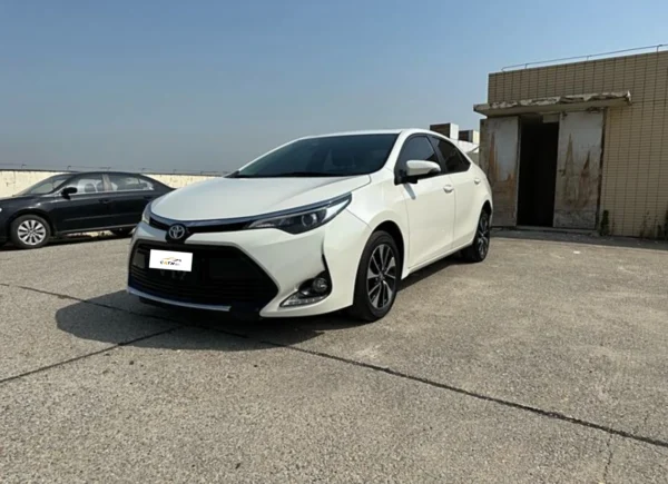 Toyota Corolla 2018 185T CVT Prestige Edition, China V - Dianteiro Esquerdo