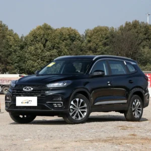 Chery Tiggo 8 מלפנים משמאל