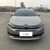 Citroen C5 harap na mukha