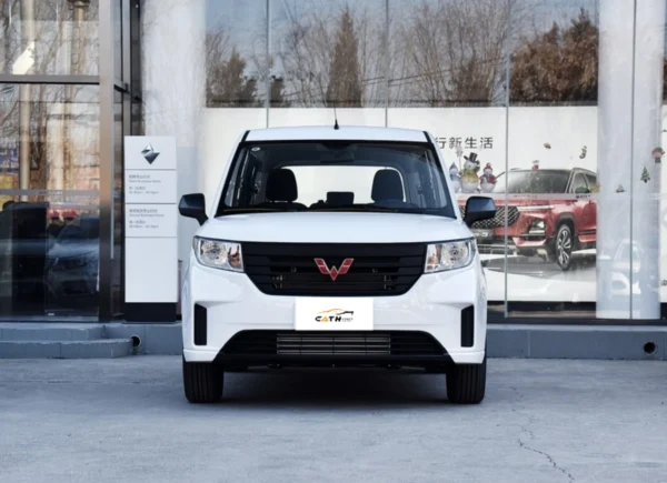 صورت جلوی Wuling Hongguang PLUS