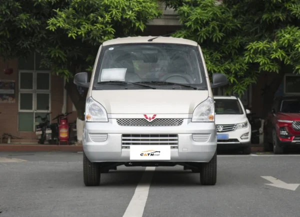 صورت جلوی Wuling Rongguang