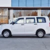 Wuling Hongguang PLUS به پهلو