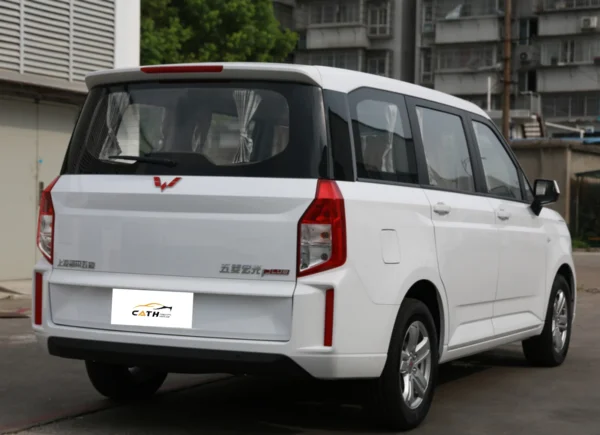 میکروباس Wuling عقب سمت راست