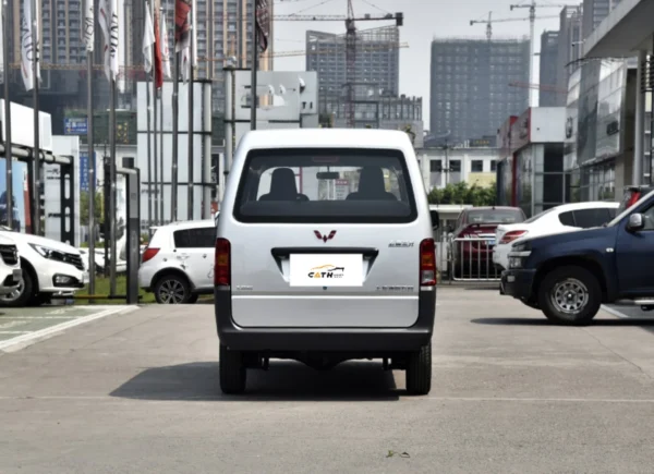 Arrière de voiture Wuling Sunshine