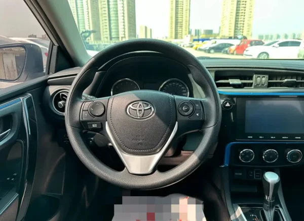 تويوتا كورولا 2018 185T CVT Prestige Edition، عجلة القيادة الصينية V