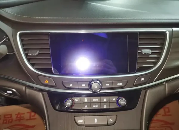 Buick LaCrosse display screen